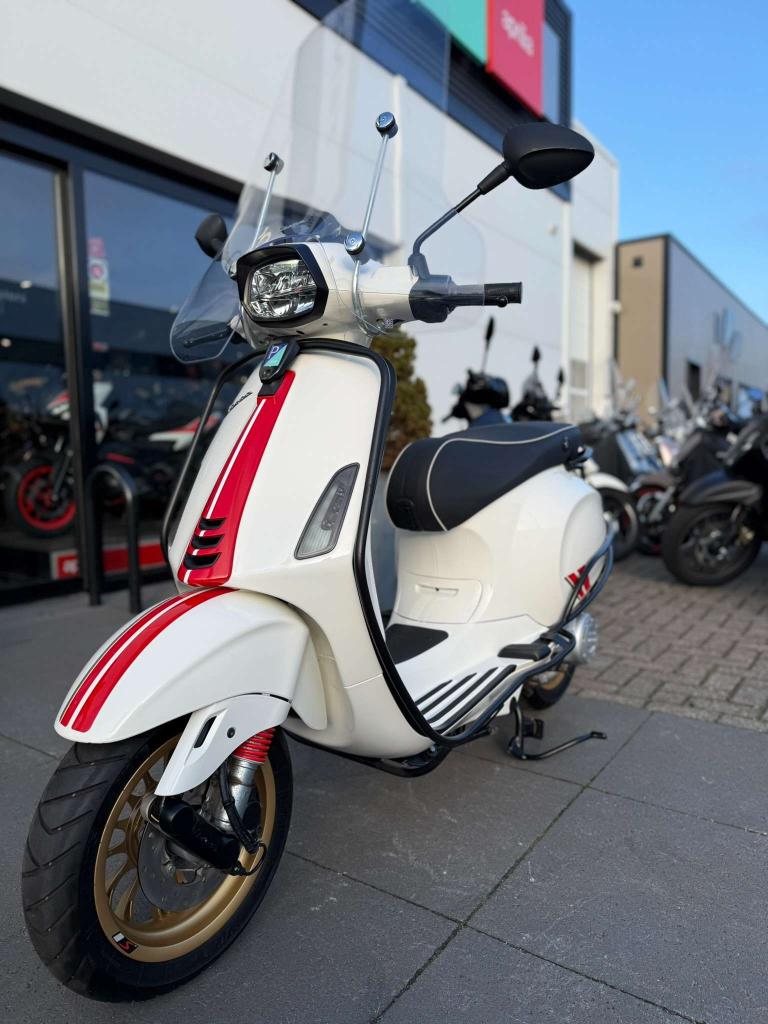 Vespa Sprint 45KM Racing Sixteen E5, Fietsen en Brommers, Scooters | Vespa, Niet ingevuld, Maximaal 45 km/u, Niet ingevuld, Ophalen of Verzenden