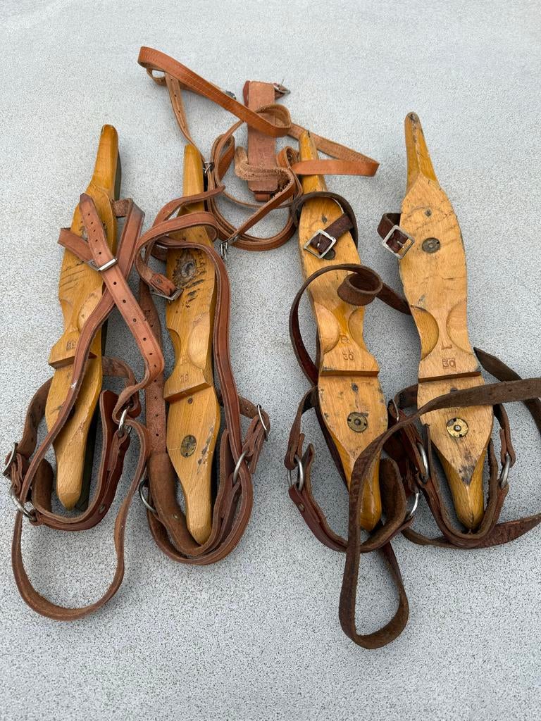 Vintage houten noren met leren banden, Sport en Fitness, Schaatsen, Ophalen of Verzenden, Gebruikt, Friese doorlopers, Overige merken
