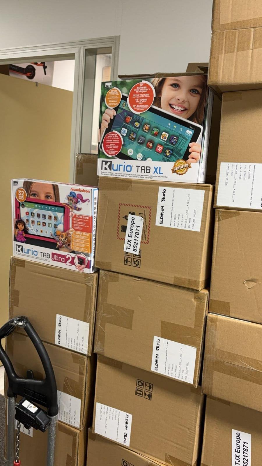 Partij 389 stuks Kinder Tablet Tablets 7 en 10 inch NIEUW