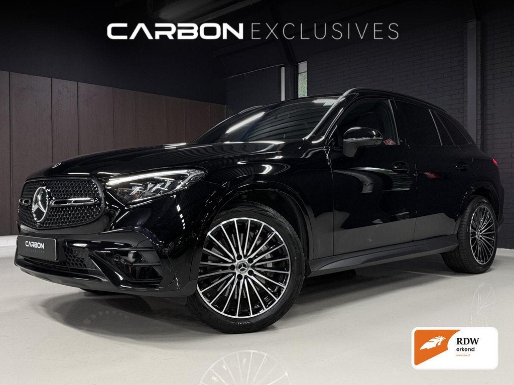 Mercedes GLC 200 AMG 4MATIC | Pano | Memory | 360 | CarPlay, Auto's, Automaat, Gebruikt, Zwart, 14 km/l