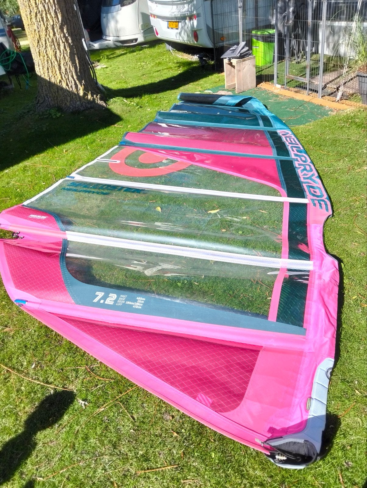 2 zeilen, 3 masten, Ophalen, 6.5 m² tot 8 m², Zo goed als nieuw, Nvt