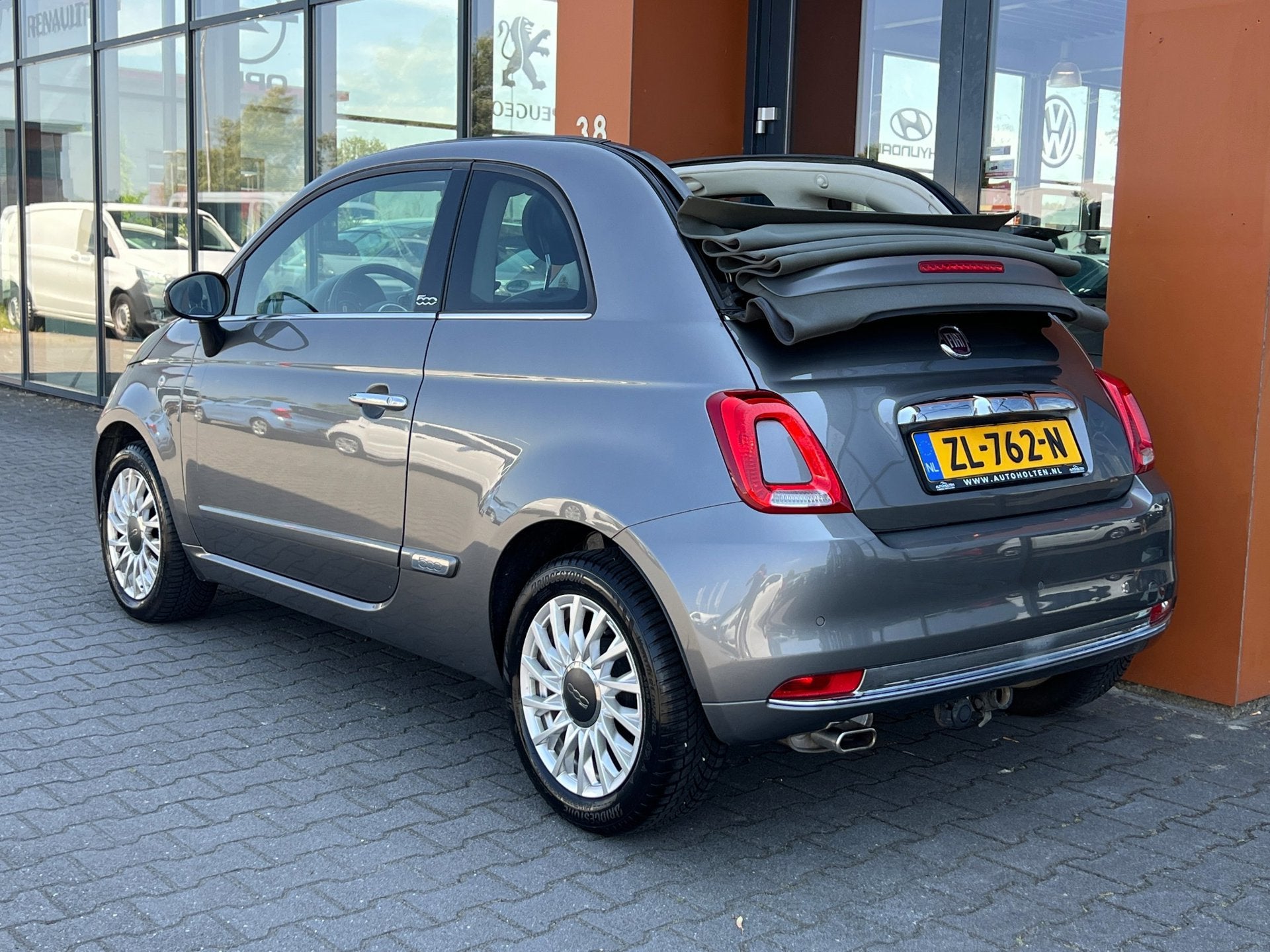 Fiat 500c 1.2 automaat|Airco|Cruise|Bluetooth|PDC|Trekhaak, Gebruikt, 4 cilinders, Cabriolet, 915 kg