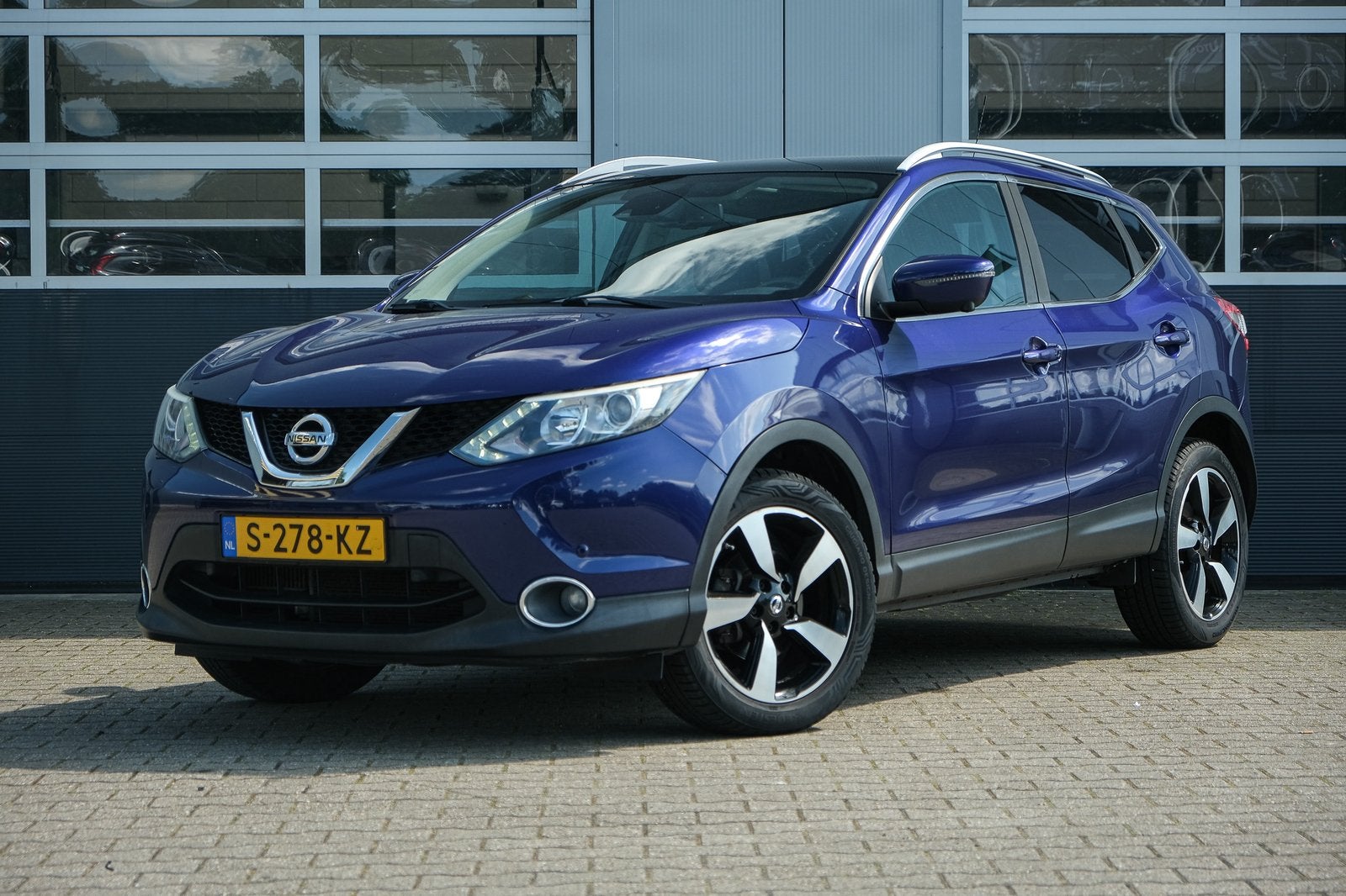 Nissan Qashqai 1.2 Dig-t 85KW 2WD 2014 Blauw, Voorwielaandrijving, 4 cilinders, Blauw, 115 pk