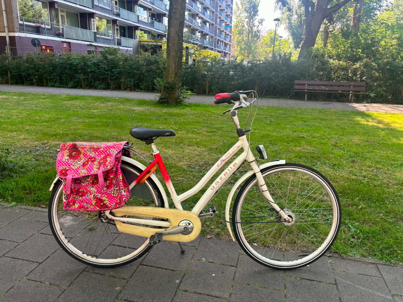Gazelle Xanta Damesfiets 28 inch banden 3 versnellingen, Ophalen, Gebruikt