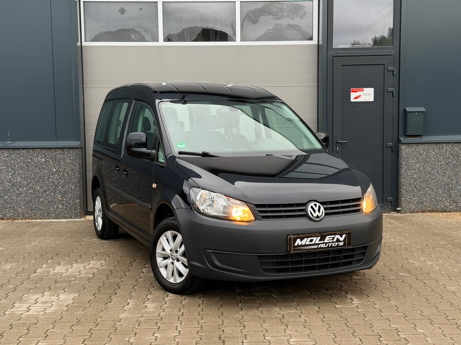 Volkswagen Caddy Combi 1.2 TSI 105PK Airco Trekhaak Lage KM, Auto's, Voorwielaandrijving, Dealer onderhouden, Stof, Euro 6