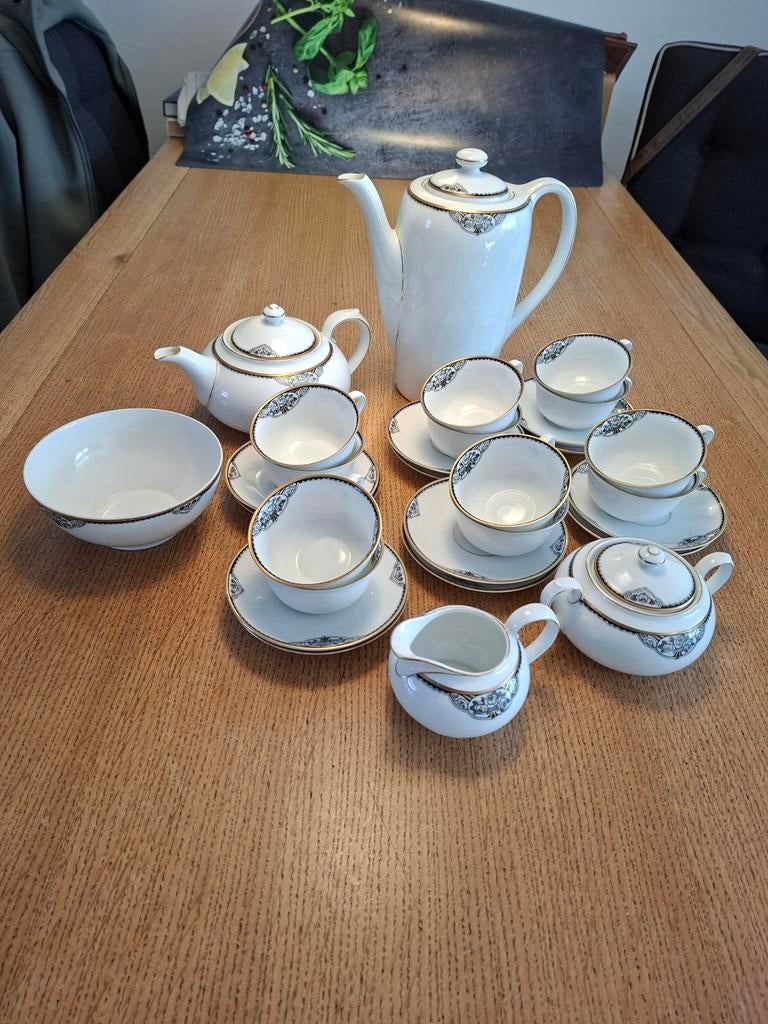 32-delig Eumag Bavaria koffie en theeservies, Antiek en Kunst, Ophalen