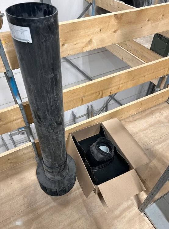 Nieuwe dakdoorvoer ventilatie – Ubbink – incl. doorvoerpan, Ophalen, Afvoer, Pvc, Nieuw