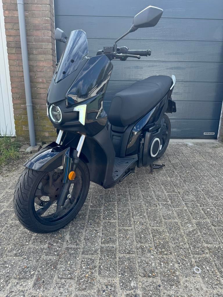 Silence S01elektrische bromfiets tot 140 km actieradius, Fietsen en Brommers, Ophalen, Gebruikt