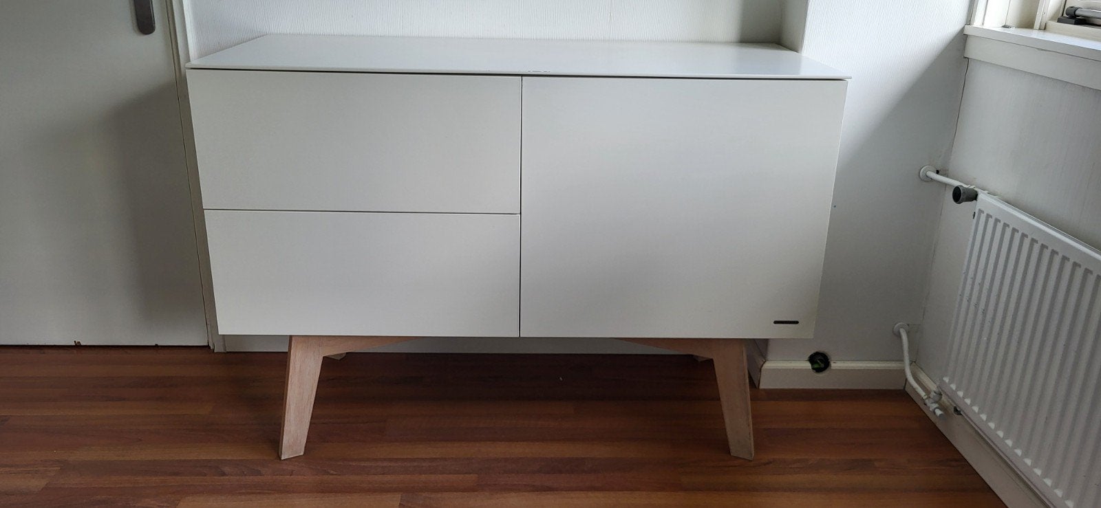 Kidsmill 60s Commode - Wit met Houten Poten, Ophalen, Gebruikt, 50 tot 70 cm, 100 cm of meer