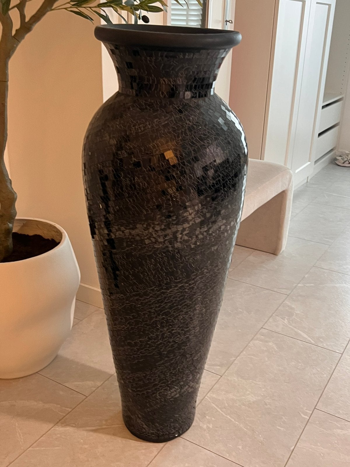 Zwarte vaas, Ophalen, Zo goed als nieuw, Zwart, 86 cm