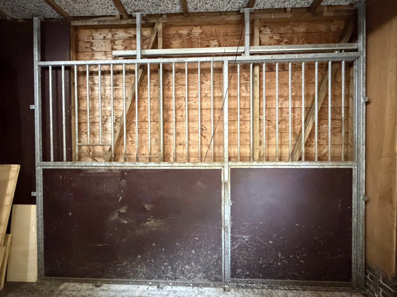 Wand paardenbox - H260 x B 310, Dieren en Toebehoren, Stalling