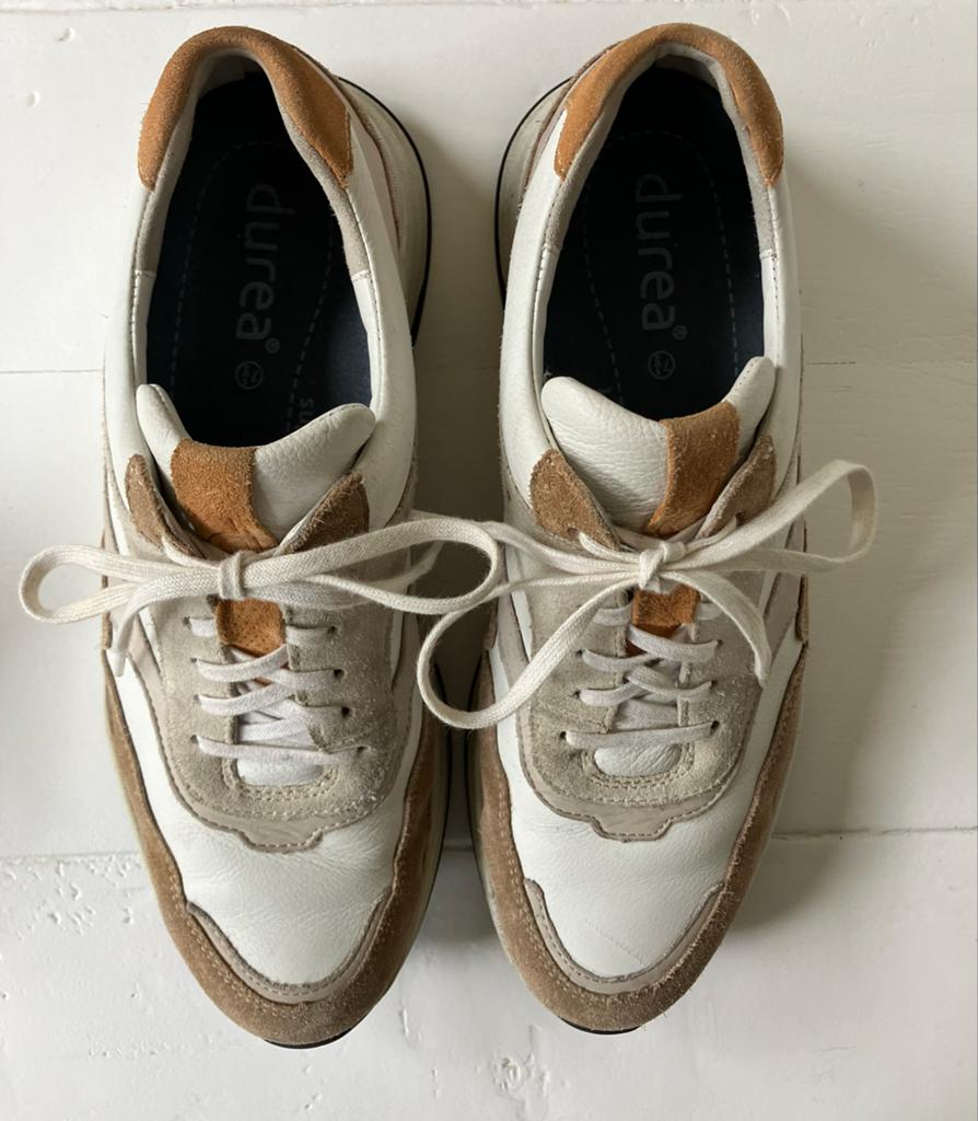 Mooie durea sneakers maat 7,5 breedte G, Ophalen of Verzenden, Zo goed als nieuw, Sneakers of Gympen