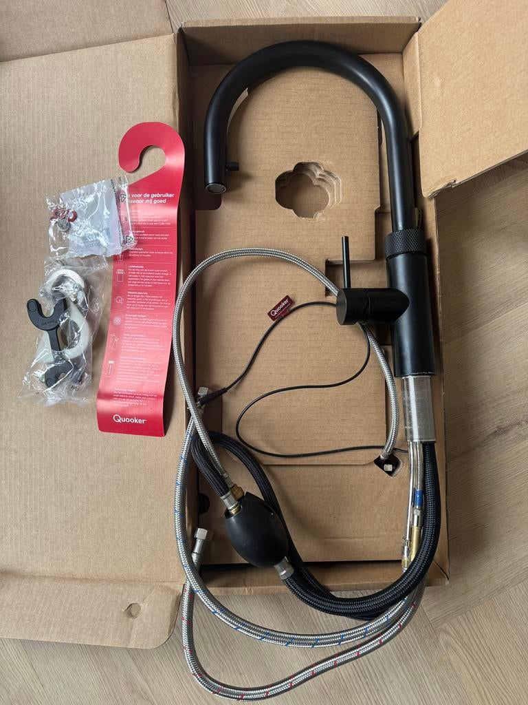Quooker Flex kraan mat zwart GEBRUIKT!, Minder dan 50 cm, Gebruikt, Zwart, Ophalen of Verzenden