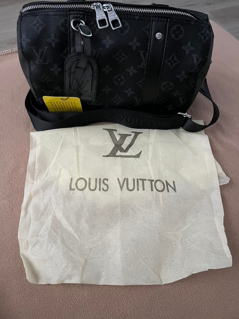 Luxe Stadstas - Model Keepall 25 - Monogram Eclipse (Nieuw), Ophalen of Verzenden, Zo goed als nieuw, Zwart