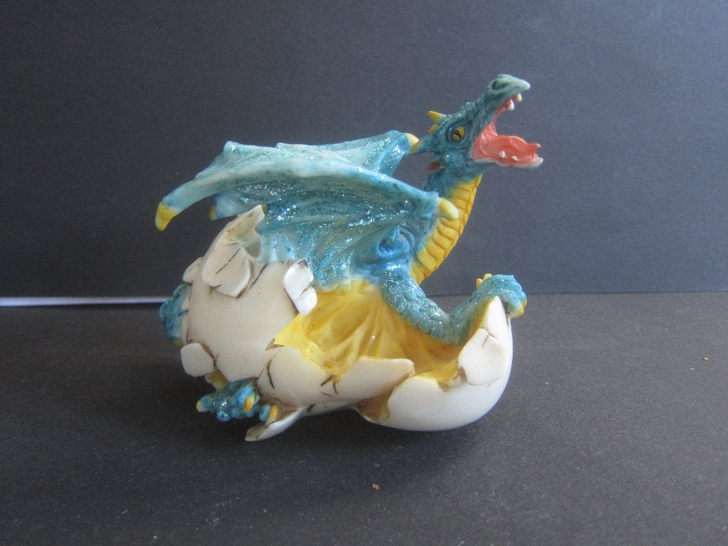 beeldjes fairy garden elfjes bloemenkinderen draak uit ei, Ophalen of Verzenden, Zo goed als nieuw, Fantasy