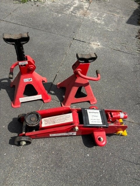 Hydraulische krik + assteunset, Ophalen of Verzenden, Gebruikt, Hydraulisch, Garagekrik