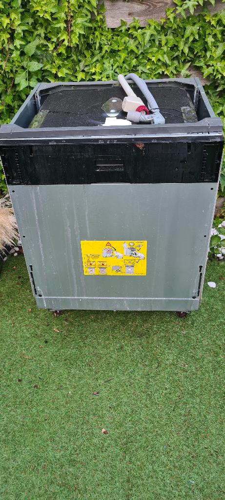 Vaatwasser te koop defect wordt niet warm, Witgoed en Apparatuur, Vaatwasmachines, Ophalen, Gebruikt, Minder dan 85 cm, Inbouw
