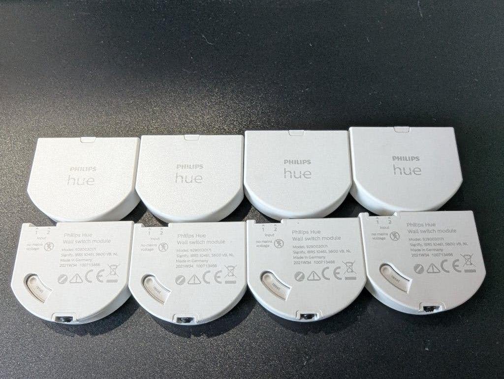 Philips Hue wandschakelaarmodule 9290030171, 8 stuks, Ophalen of Verzenden, Zo goed als nieuw, Schakelaar