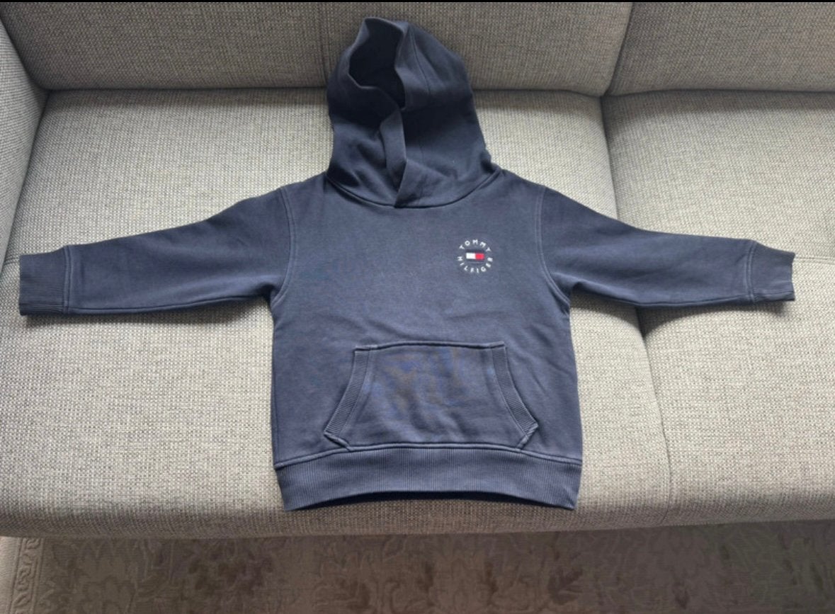Trui Tommy Hilfiger Maat 104, Kinderen en Baby's, Kinderkleding | Maat 104, Ophalen of Verzenden, Zo goed als nieuw, Jongen, Trui of Vest