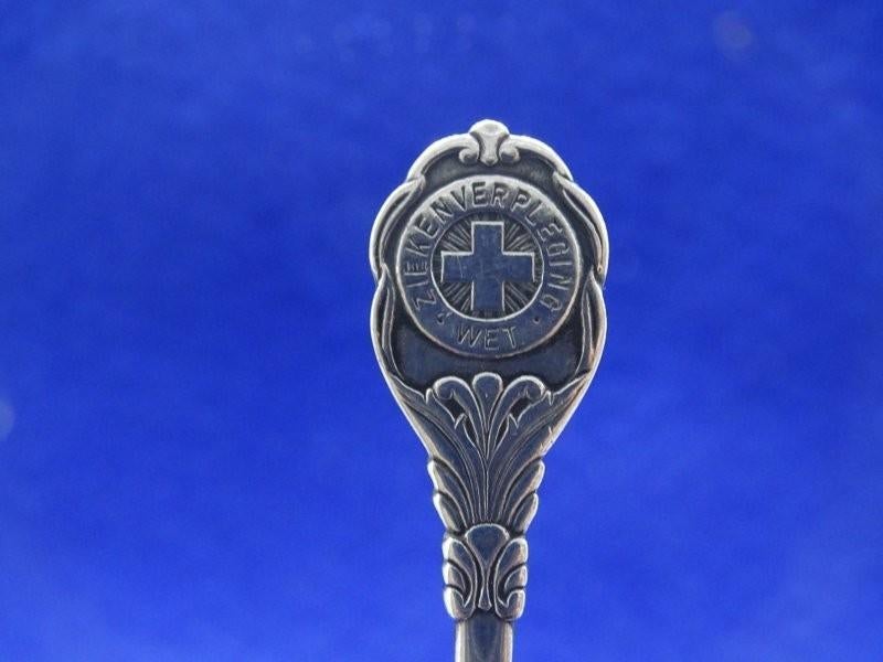 Lepeltje: zieken verpleeg wet, Verzenden