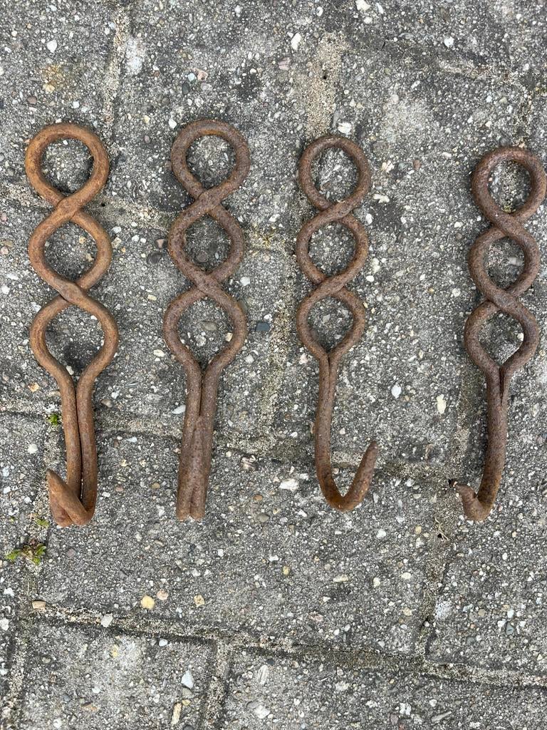 Smeedijzeren haken,brocante ijzeren vlesshaak, Ophalen