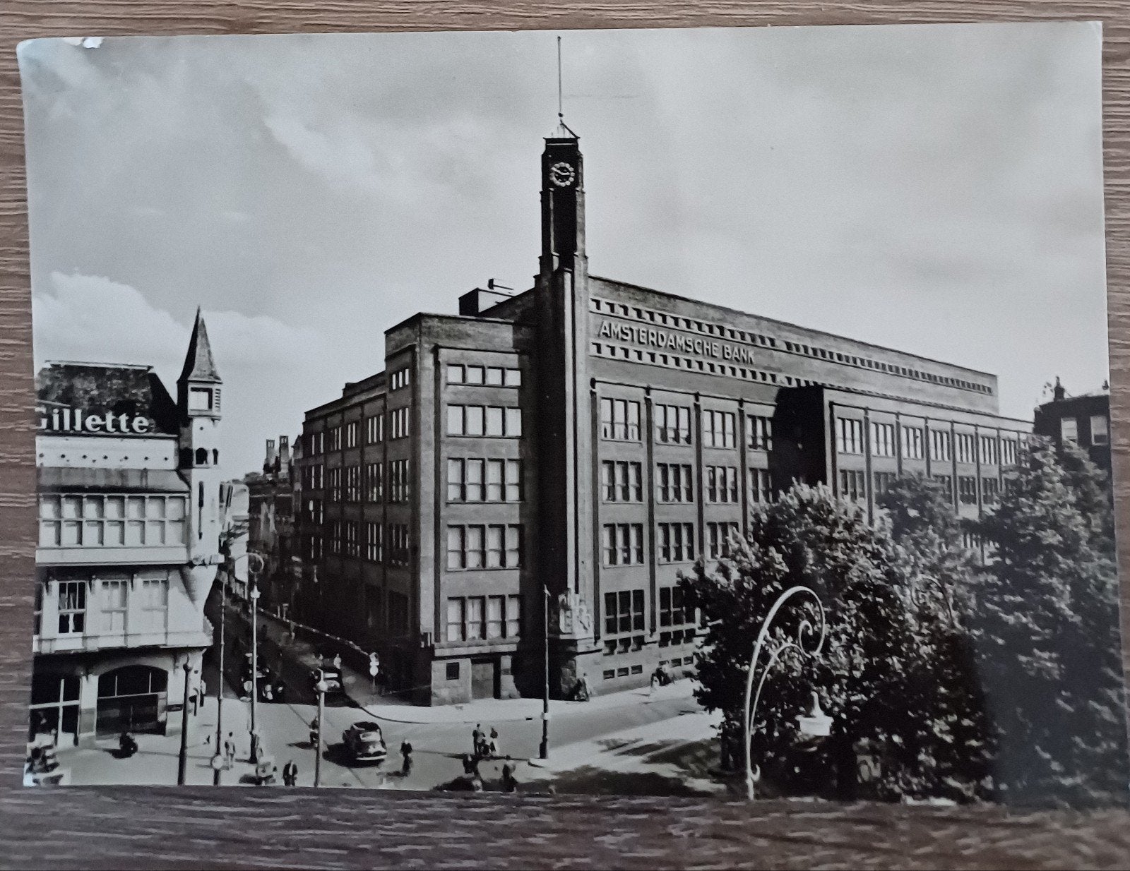 AMSTERDAM Ansichtkaart.Rembrandtplein, Verzamelen, Ophalen of Verzenden, 1980 tot heden, Overige onderwerpen
