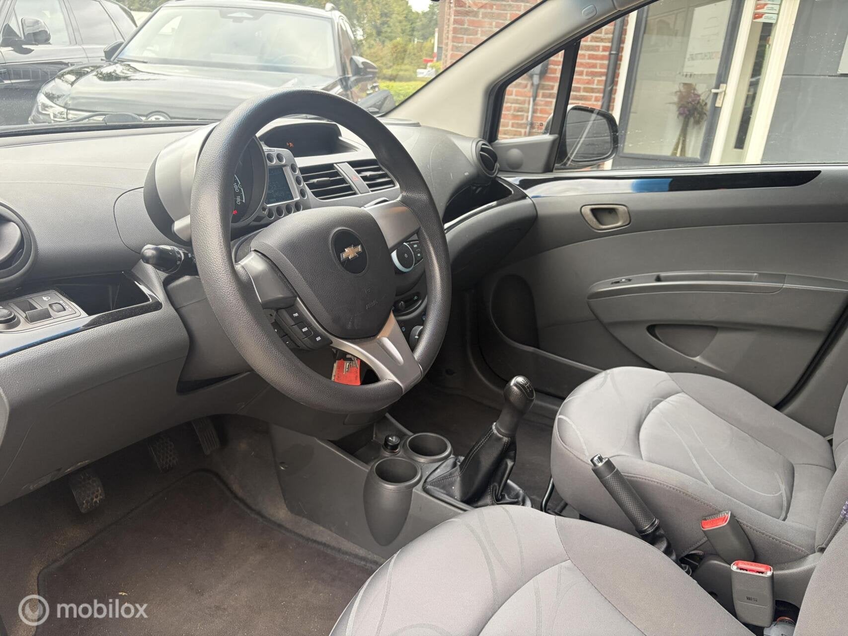 Chevrolet Spark 1.0 16V LS SLECHTS 64.000 KM NAP / AIRCO / G, Auto's, Voorwielaandrijving, Gebruikt, 4 cilinders, Bruin