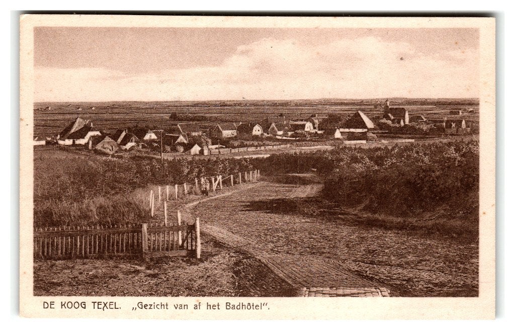 De Koog - Texel, "Gezicht van af het Badhotel", Verzenden, 1920 tot 1940, Ongelopen, Waddeneilanden
