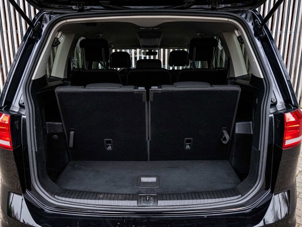 Volkswagen Touran 1.5 TSi 150pk 7-Pers. |EX BTW/BPM| Comfort, Auto's, Volkswagen, Voorwielaandrijving, Stof, 4 cilinders, 150 pk