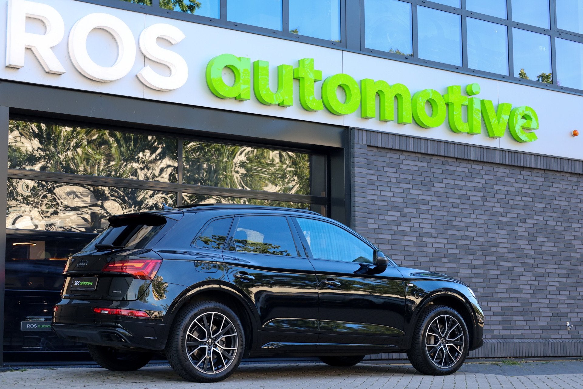 Audi Q5 50 TFSI e S edition Competition | BTW | PANO | LEDER, Auto's, Automaat, Gebruikt, 4 cilinders, Zwart