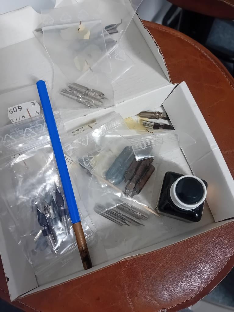 Kroonpen set met diverse opzetstukjes en inkt, Ophalen of Verzenden, Gebruikt, Overige typen