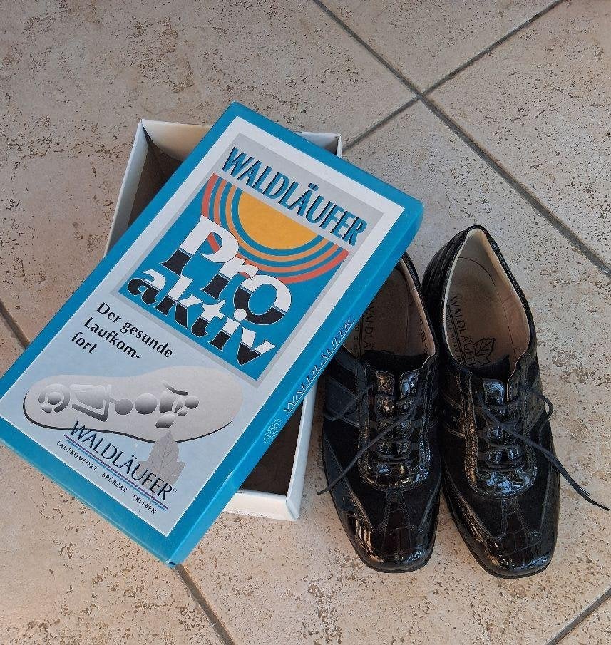 dames schoenen leer 39, Schoenen met lage hakken, Waldlaufer, Zwart, Ophalen of Verzenden