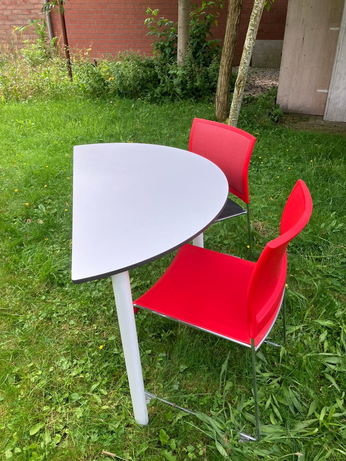 Halfrond tafeltje met 2 stoelen, Ophalen, Zo goed als nieuw, Overige kleuren, Twee