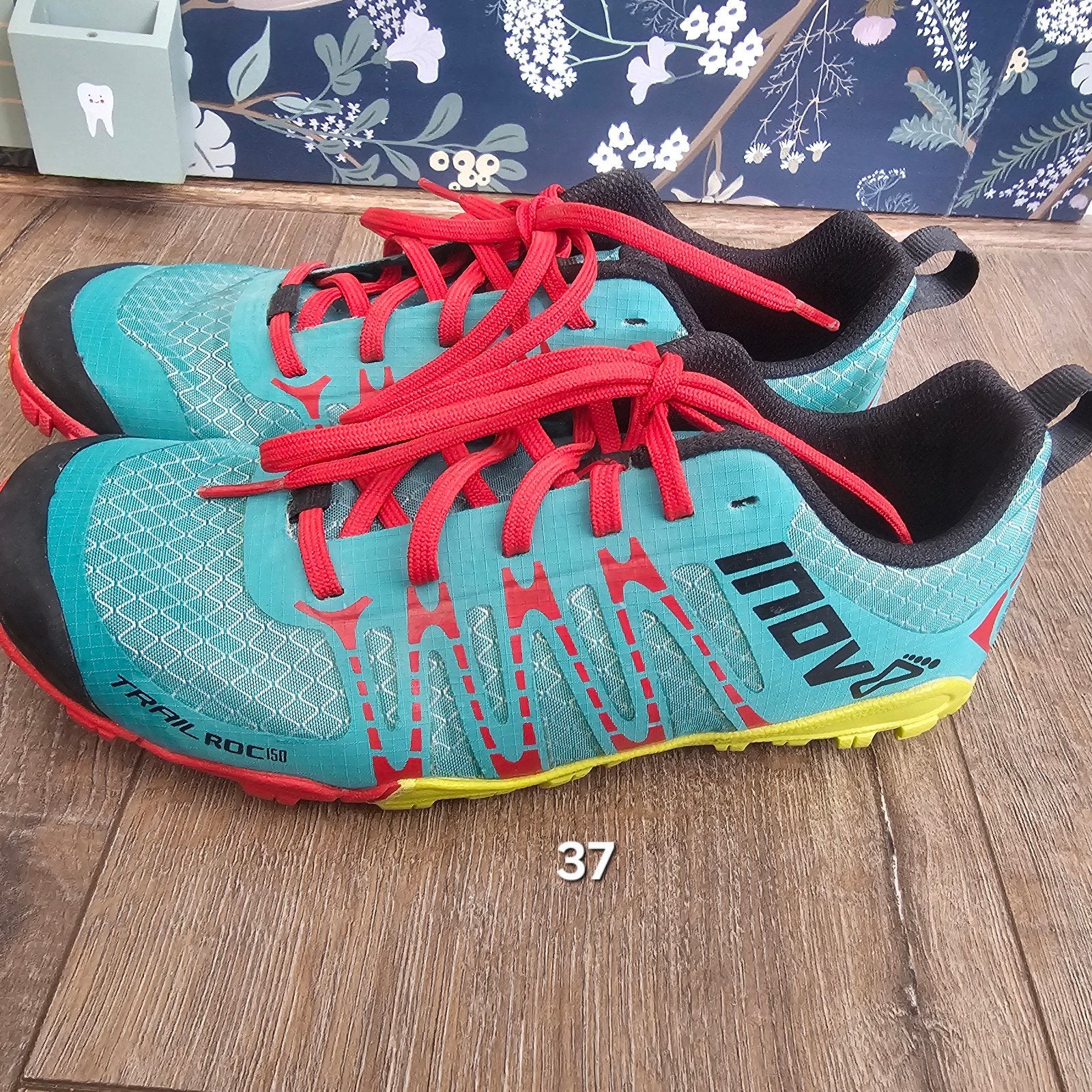 Inov-8 Trailroc trailschoenen - Maat 37 (UK 4), Ophalen of Verzenden, Zo goed als nieuw, Hardloopschoenen, Overige merken