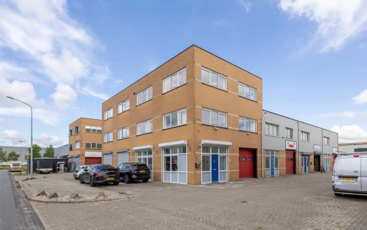 Moderne Bedrijfsruimte met Kantoorruimte! Zaandam!, Zakelijke goederen, Bedrijfs Onroerend goed, Bedrijfsruimte, Koop
