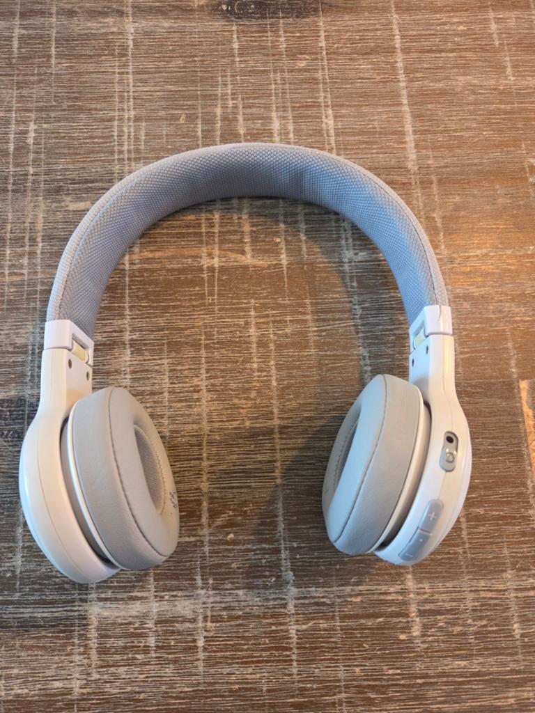JBL E45BT Draadloze Koptelefoon, Audio, Tv en Foto, Koptelefoons, Overige merken, Zo goed als nieuw, Draadloos, Op oor (supra aural)