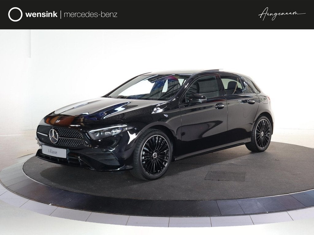 Mercedes-Benz A-klasse 250e Business Solution AMG | Panorama, Auto's, Mercedes-Benz, 4 cilinders, Plug-in hybride, Bedrijf, Hybride Elektrisch/Benzine