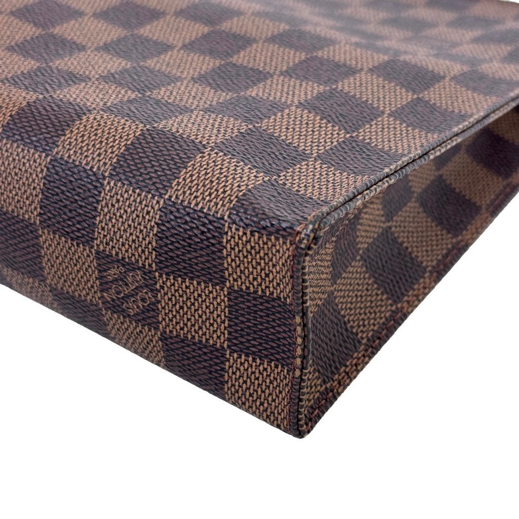 Louis Vuitton toiletry 26 cosmetic pouch toilettas make-up image 3