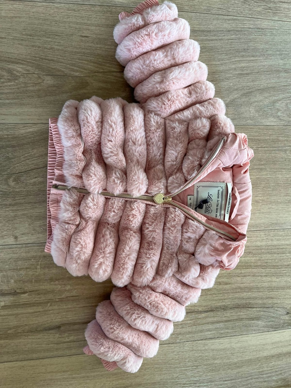 Le Chic Winterjas Roze Maat 74, Kinderen en Baby's, Babykleding | Maat 86, Ophalen of Verzenden, Zo goed als nieuw, Meisje, Jasje