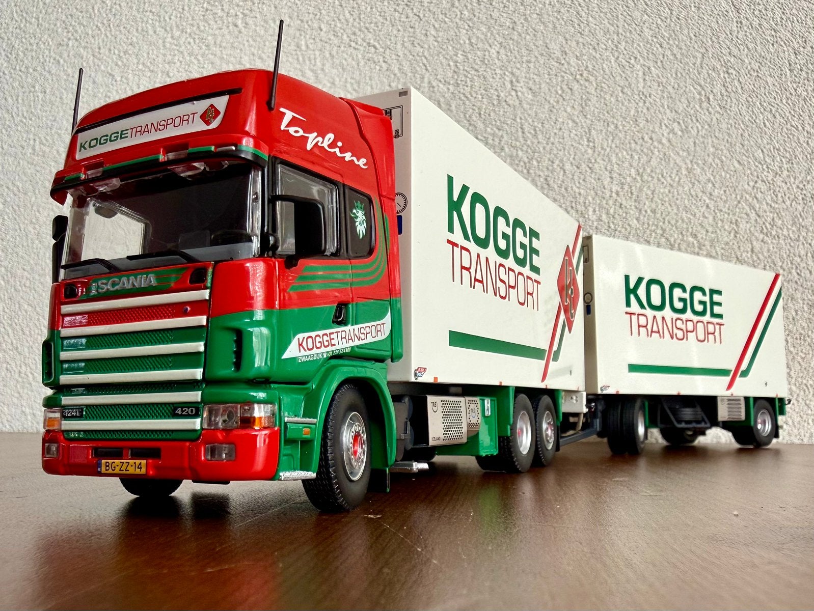 Tekno Kogge Transport, Scania 124L, 420 incl.certificaat 085, Hobby en Vrije tijd, Ophalen of Verzenden, Zo goed als nieuw, Bus of Vrachtwagen