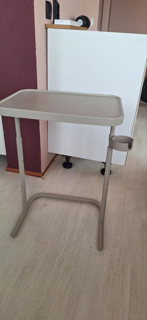 Verstelbaar bed/bank laptop tafeltje, Ophalen, In hoogte verstelbaar, Gebruikt