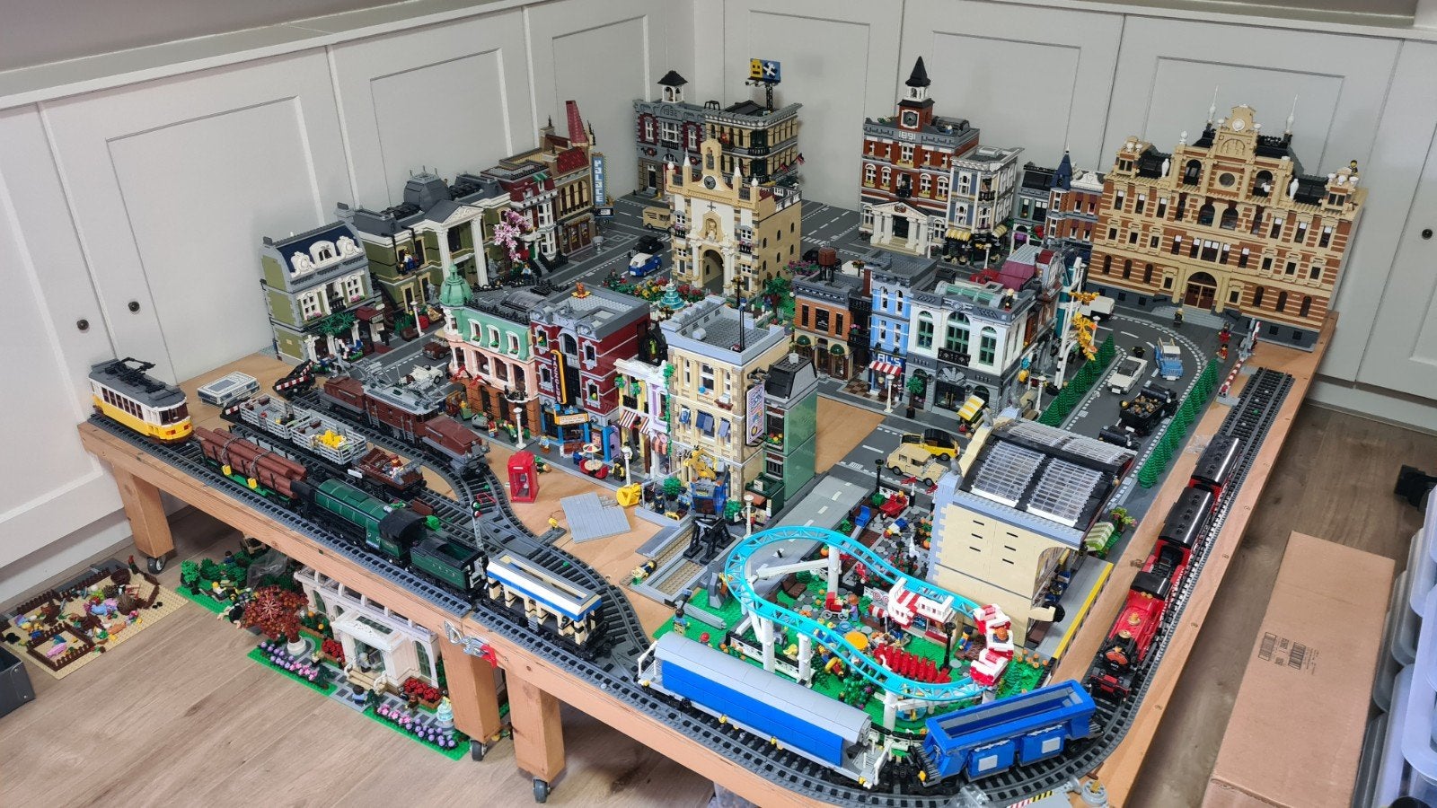 20 modular buildings, Ophalen, Lego, Compleet, Zo goed als nieuw