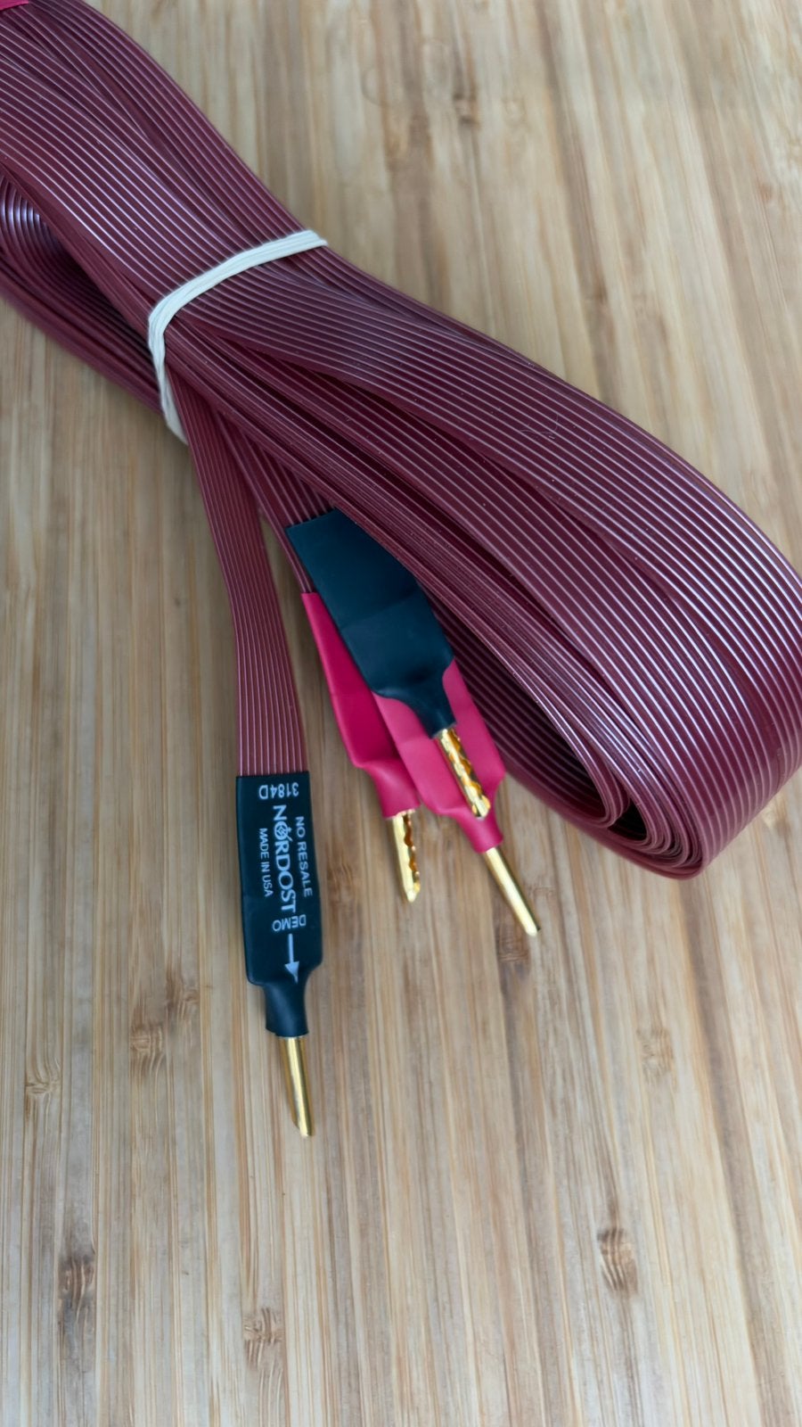 Nordost Red Dawn Leif Luidsprekerkabel, Audio, Tv en Foto, Ophalen, Zo goed als nieuw, 2 tot 5 meter, Luidsprekerkabel