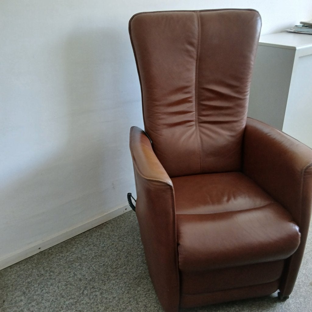 sta op stoel, Huis en Inrichting, Stoelen, Ophalen, Gebruikt, Bruin, Eén