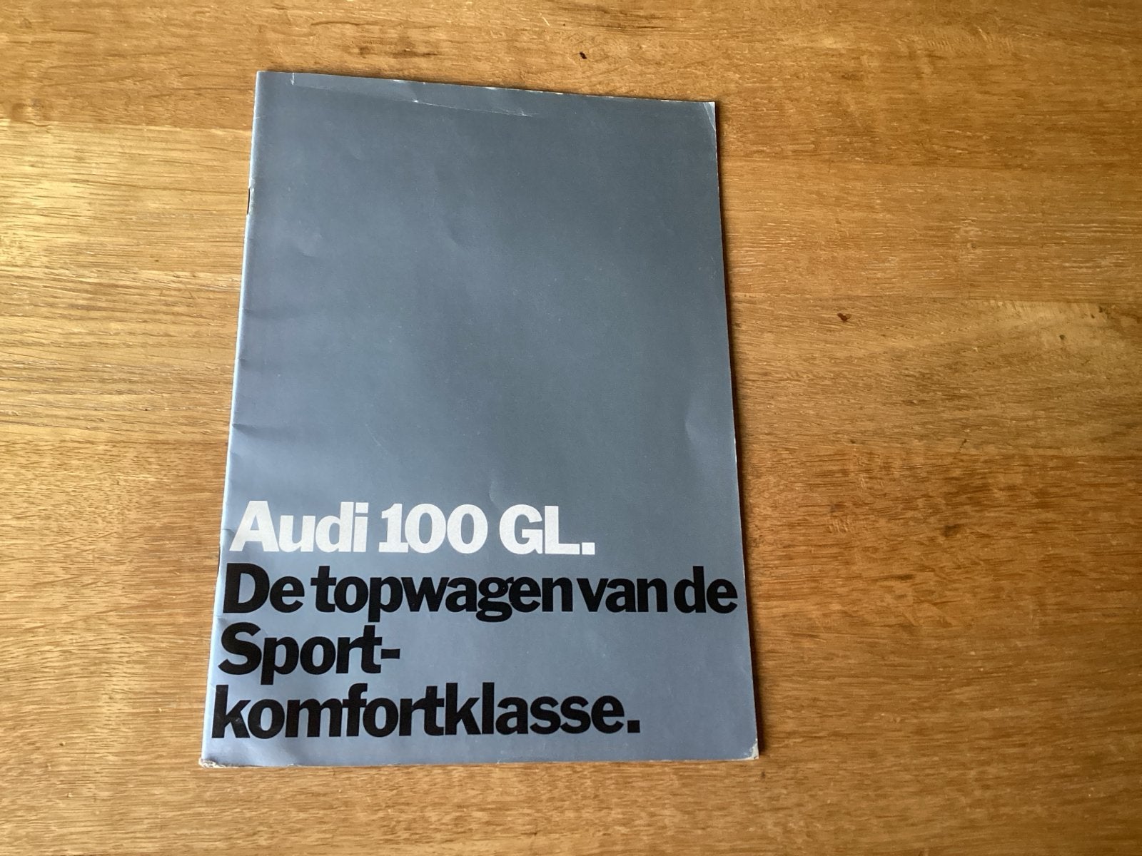 Audi 100 GL brochure - De topwagen van de sportklasse 1972, Ophalen of Verzenden, Gelezen, Audi