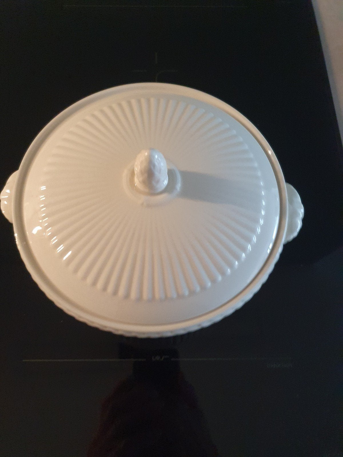 Wedgwood Edme dekschaal, Ophalen, Zo goed als nieuw, Aardewerk, Schaal of Schalen