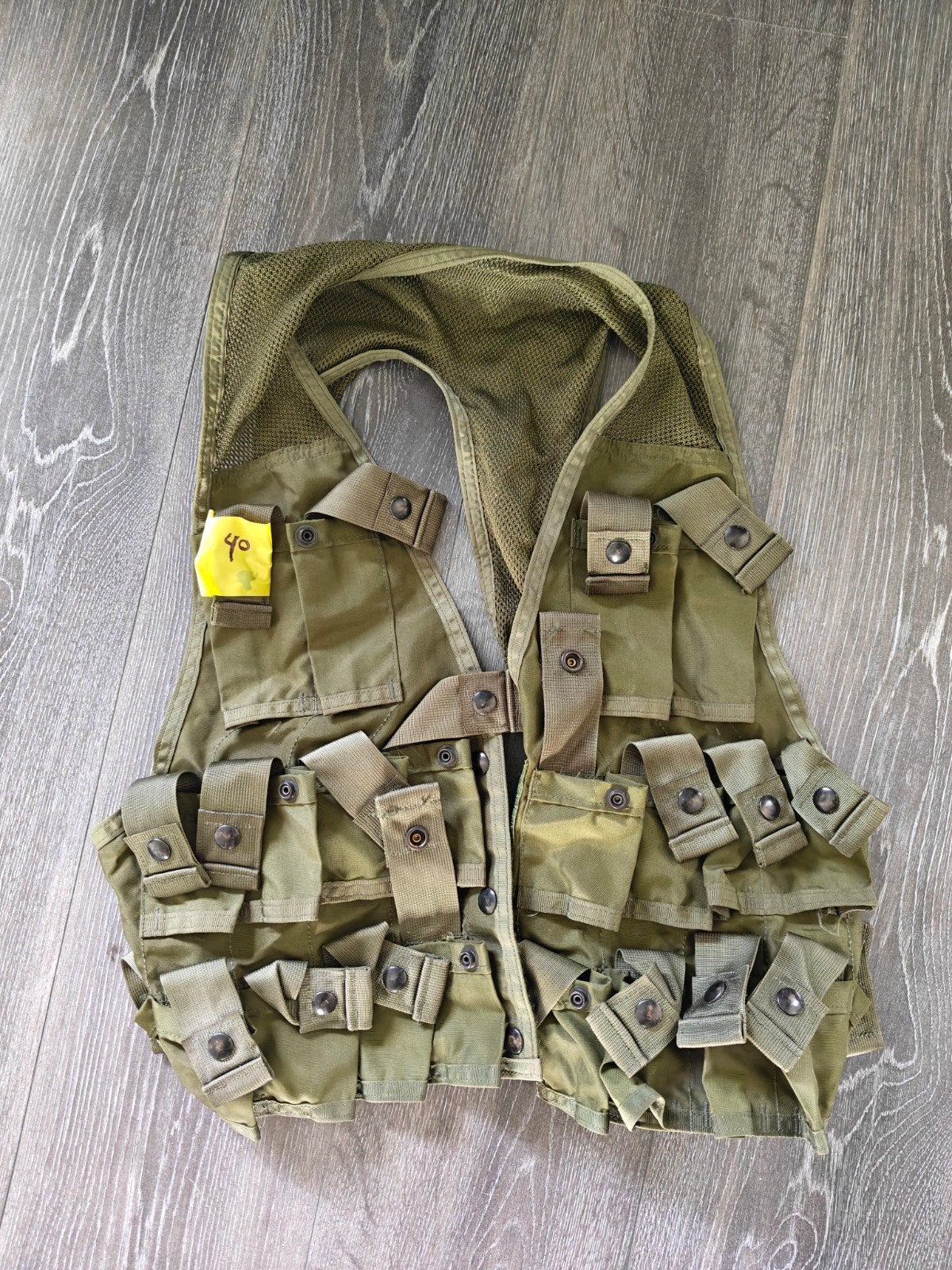 Airsoft vest voor 40mm granaten - Militaria, Verzamelen, Militaria | Algemeen, Ophalen of Verzenden