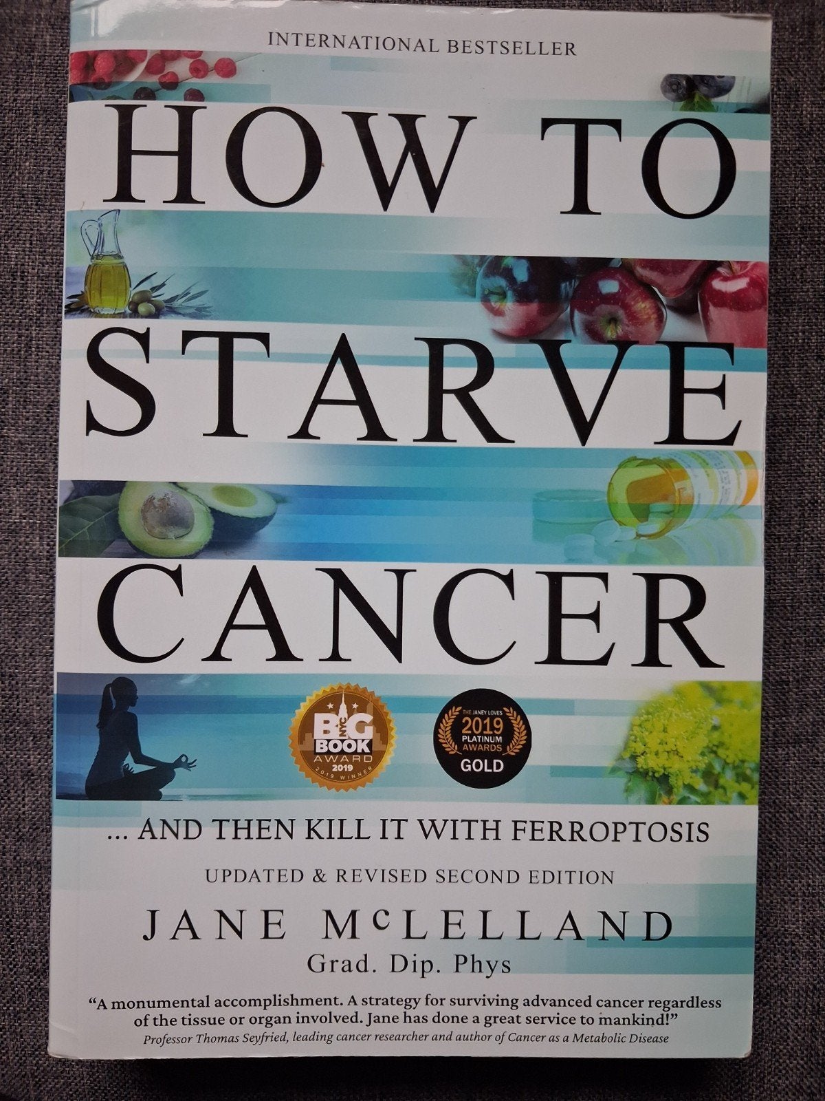 How to Starve Cancer - Jane McLelland (Engels), Boeken, Ophalen of Verzenden, Zo goed als nieuw, Gezondheid en Conditie, Jane McLelland