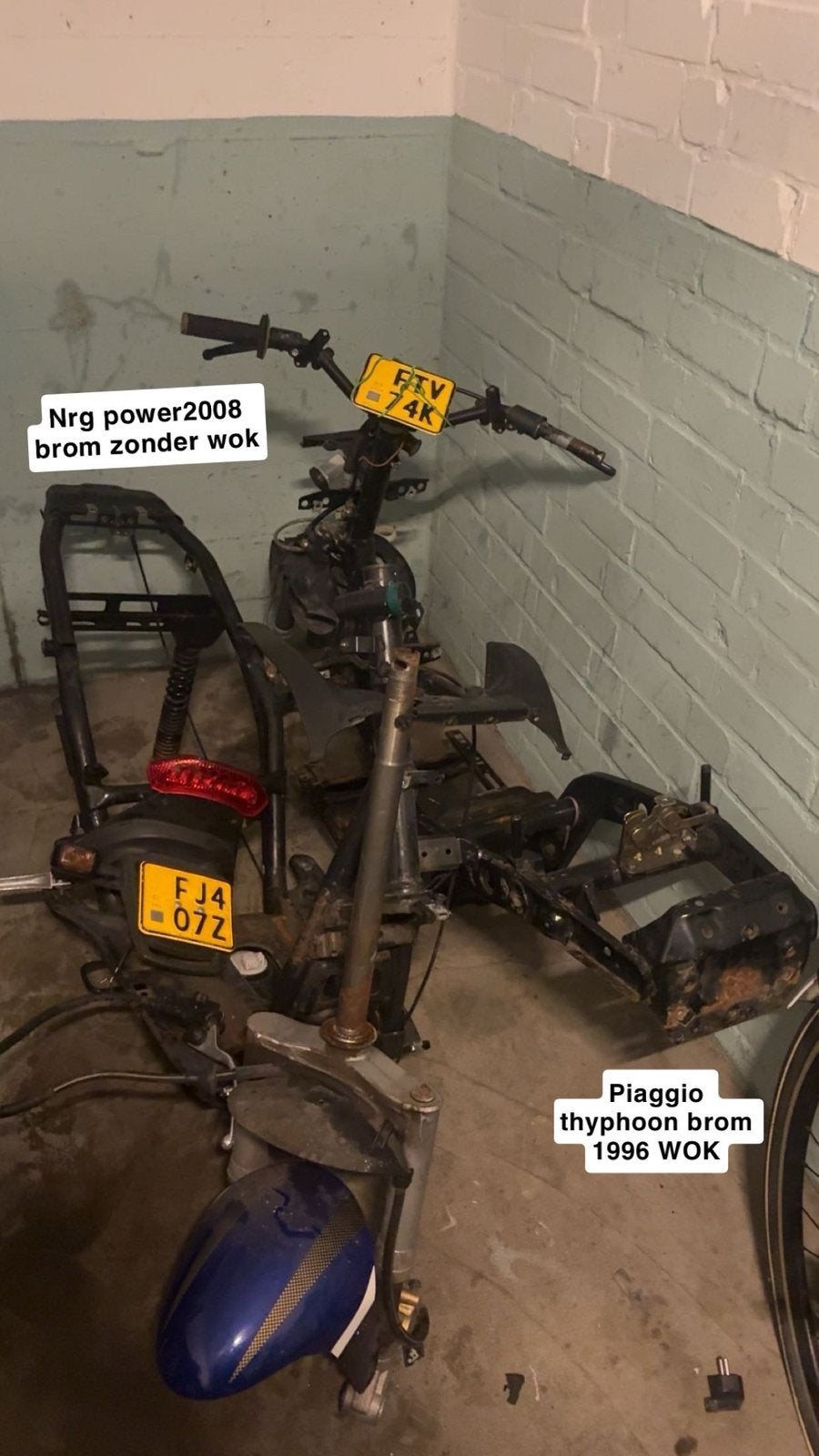 2 keer piaggio 2 takt frame, Fietsen en Brommers, Ophalen, Zo goed als nieuw, Piaggio