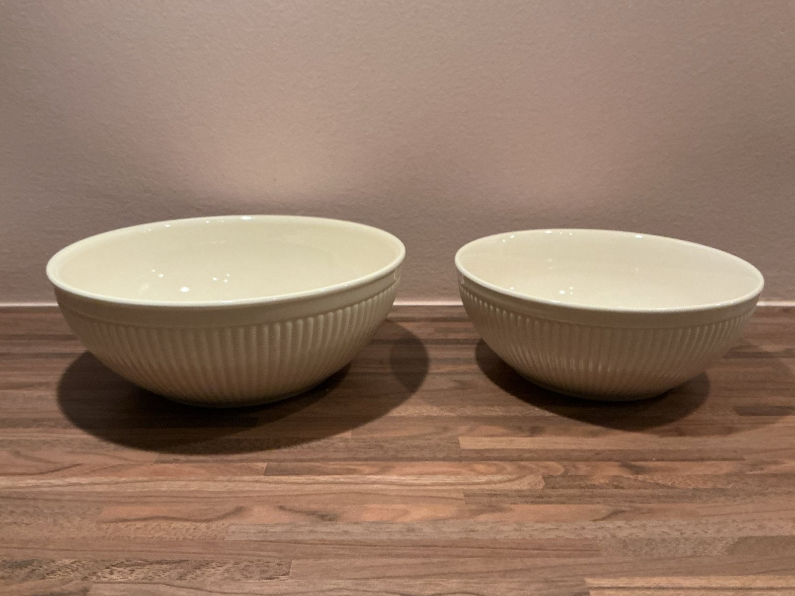 Wedgwood EDME Schalen - Set van 2 (18 cm & 15,5 cm), Ophalen of Verzenden, Zo goed als nieuw, Aardewerk, Schaal of Schalen